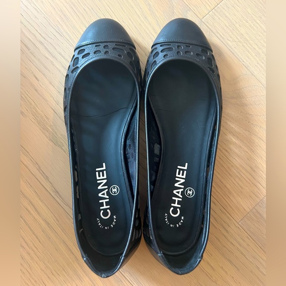 CHANEL black flats size 37 Women’s - Picture 1 of 10